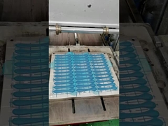 قاشق شیرخوری سیلیکونی کودک بسته بندی سفارشی با رنگ و لوگو اختیاری